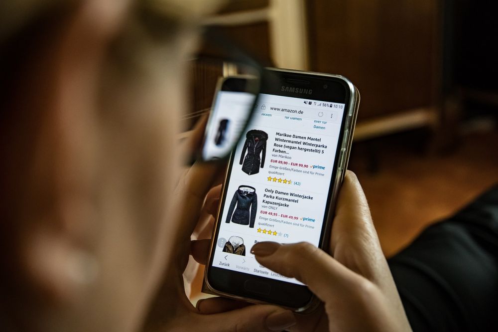 Kjøpe klær på nett: Den ultimate guiden for forbrukere